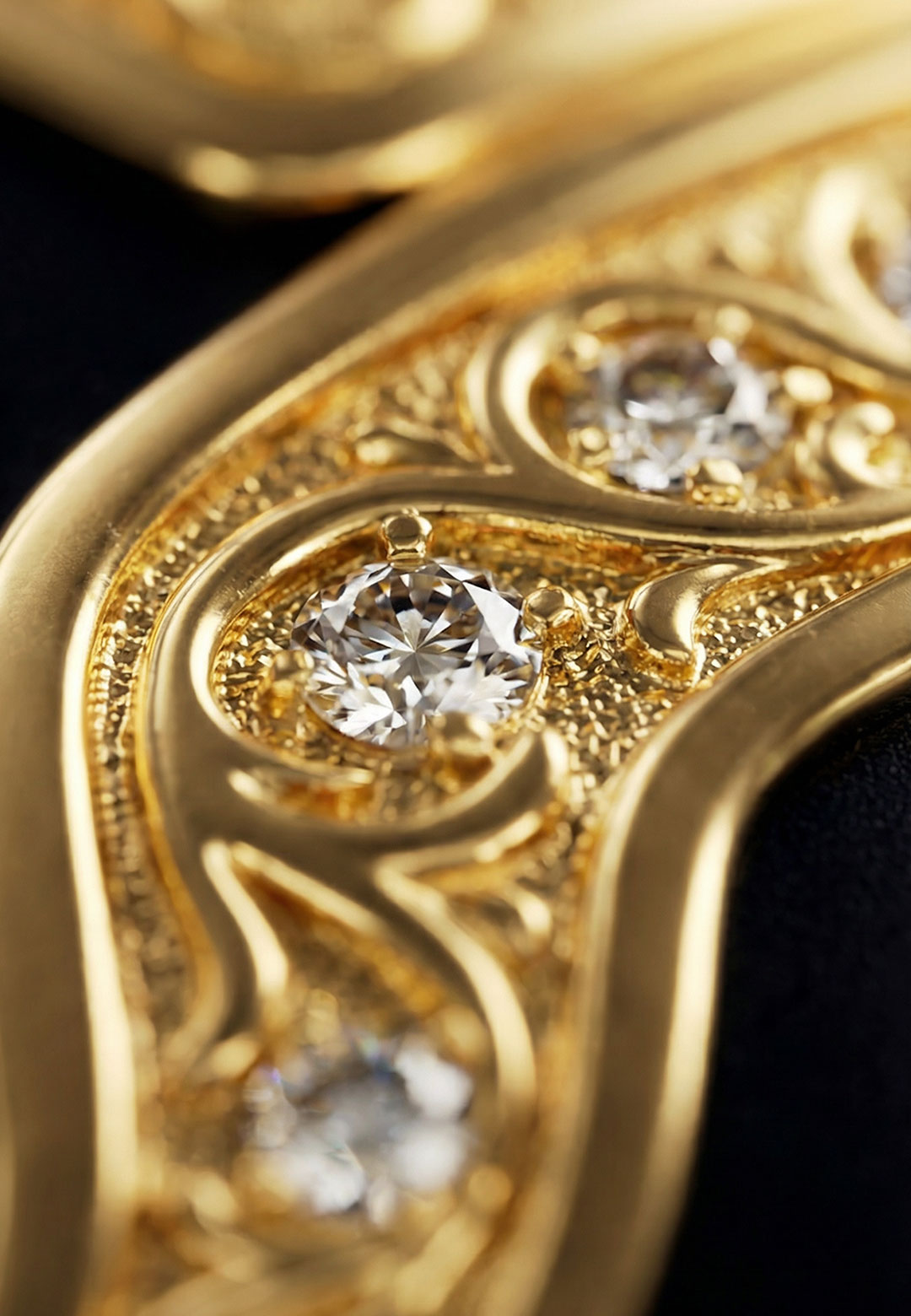 Gemstones Custom Robot Unitree G1